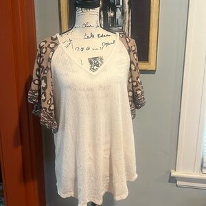 Ces Femmes Ruffle Sleeve Loose-Fitting Blouse (M)